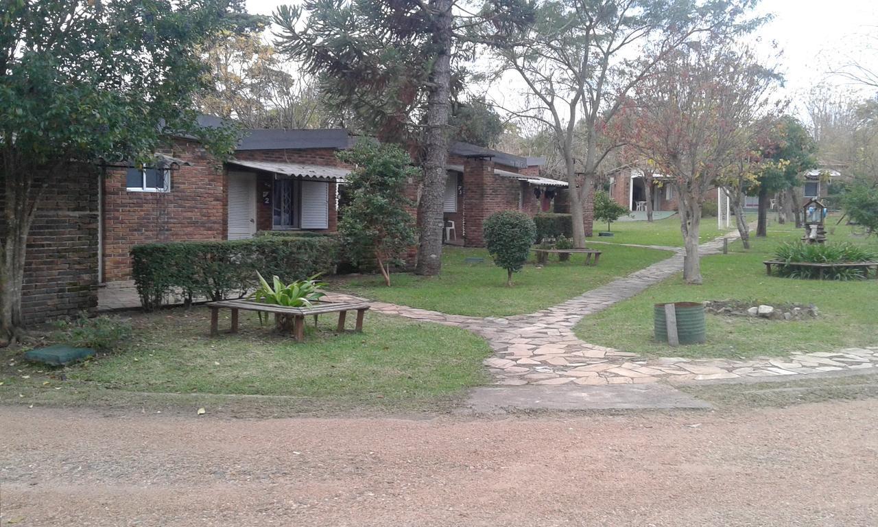 Brisas Del Rio Apart Hotel Termas del Daymán Eksteriør bilde