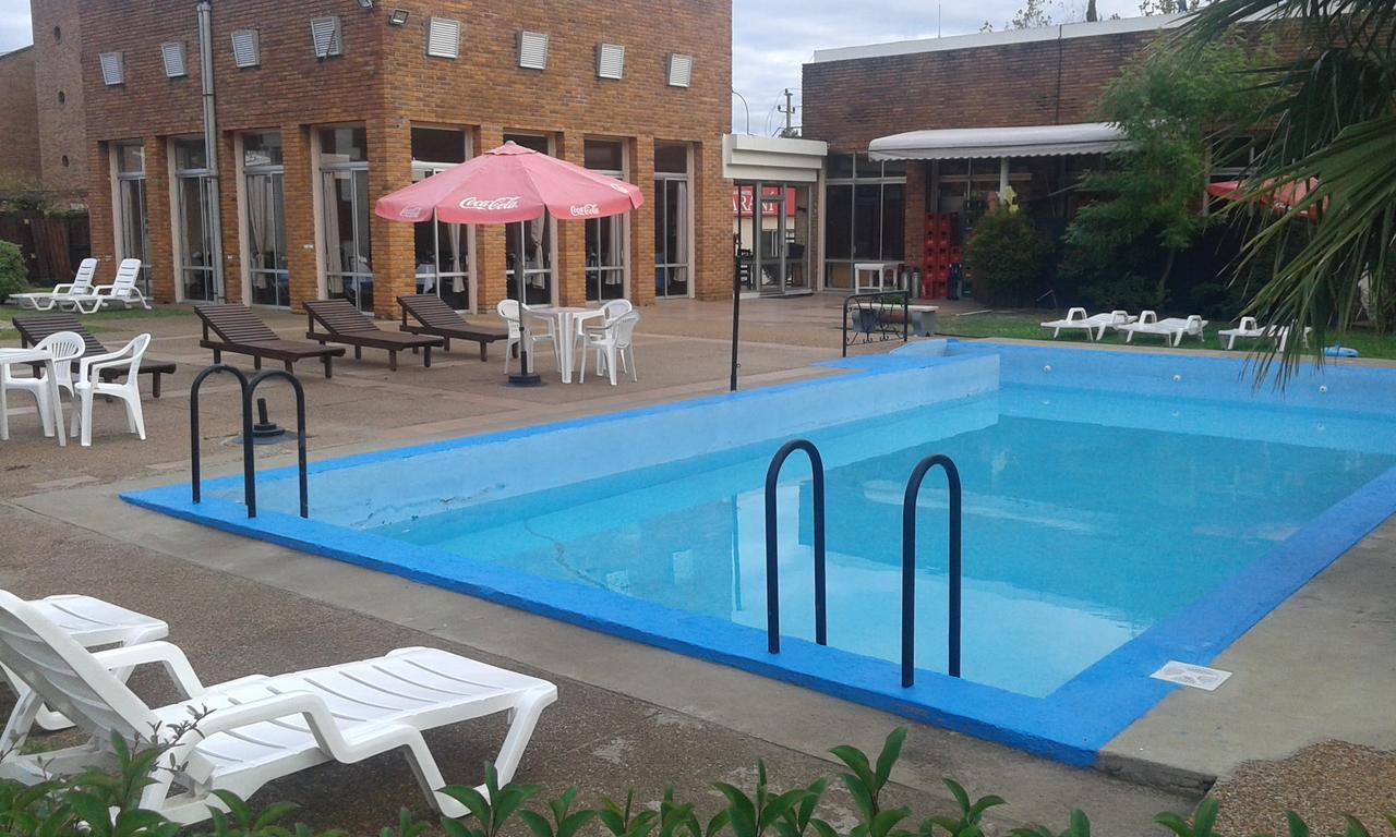 Brisas Del Rio Apart Hotel Termas del Daymán Eksteriør bilde