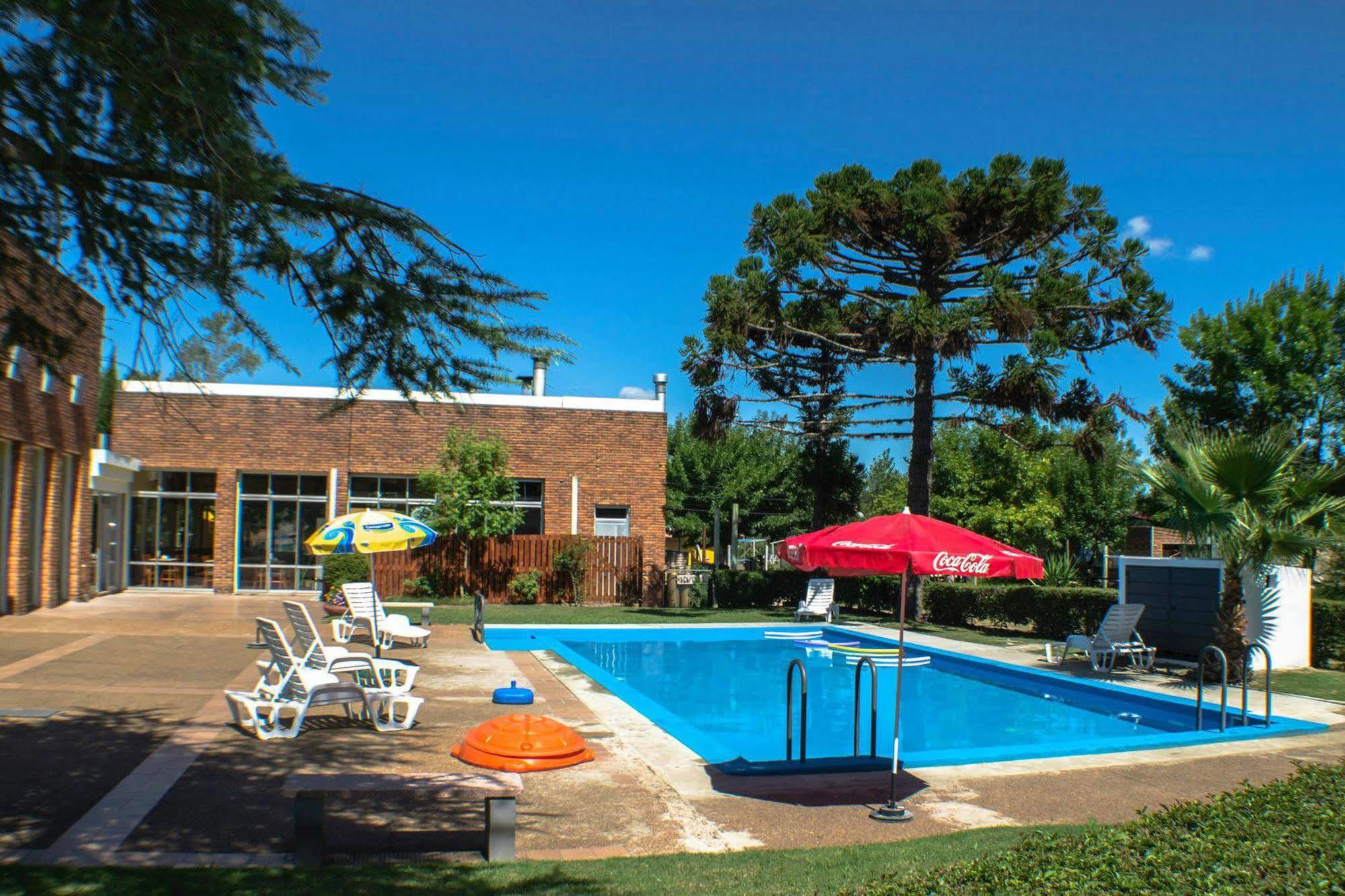 Brisas Del Rio Apart Hotel Termas del Daymán Eksteriør bilde